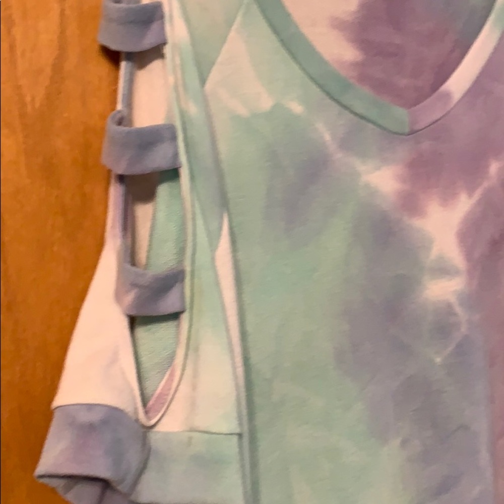 Adora top - Picture 2 of 4